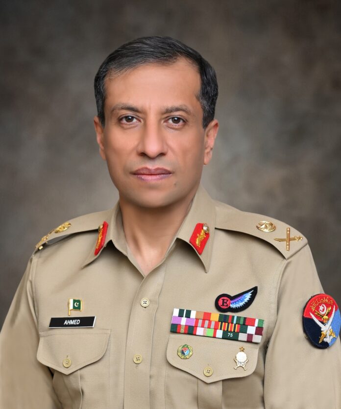 Lieutenant_General_Ahmed_Sharif_Chaudhry (1)