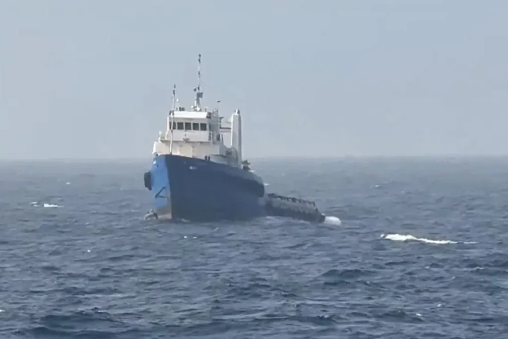 Pakistan Navy aid operation