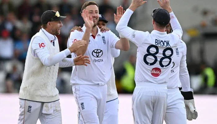 Pakistan Test defeat